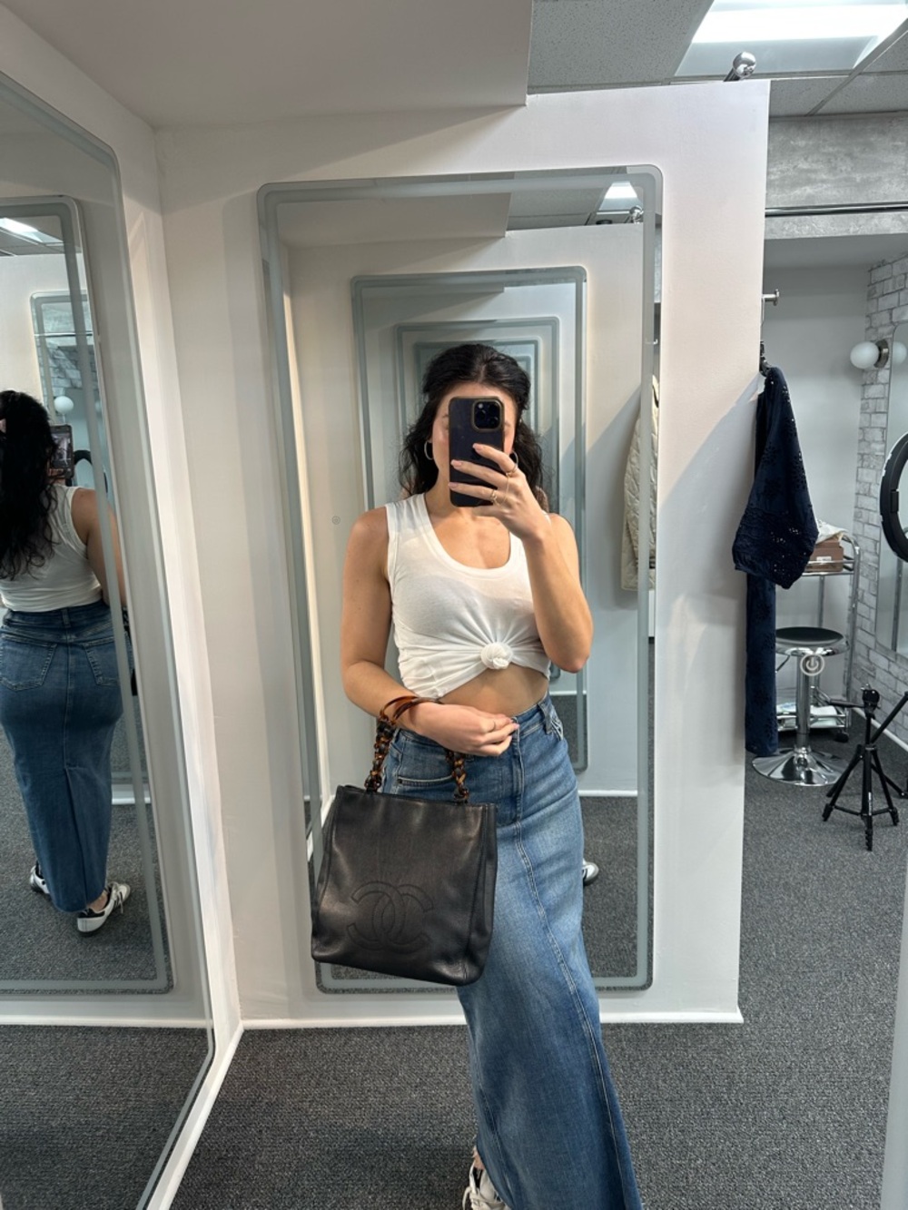 Chanel Petite Tote - Picture 10 of 15